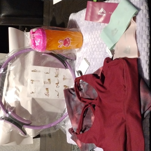 Accessories - Size L-12 Items Workout Bundle!!